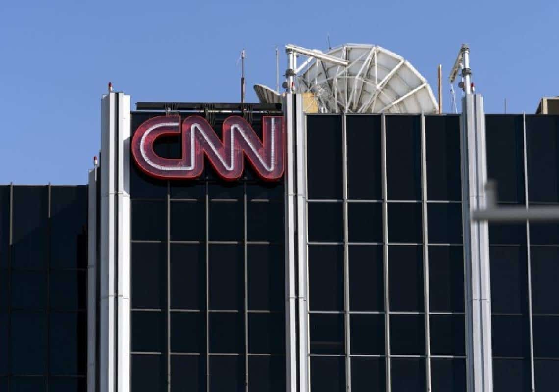 "CNN סוגרת את המשרדים": זן האומיקרון גורר צעדים דרסטיים מרשת החדשות