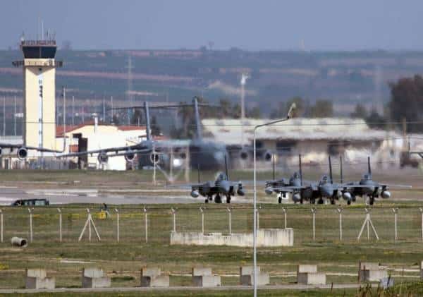 טורקיה שוב מאיימת על ארה"ב: "נסגור את בסיס המפציצים הגרעיניים"