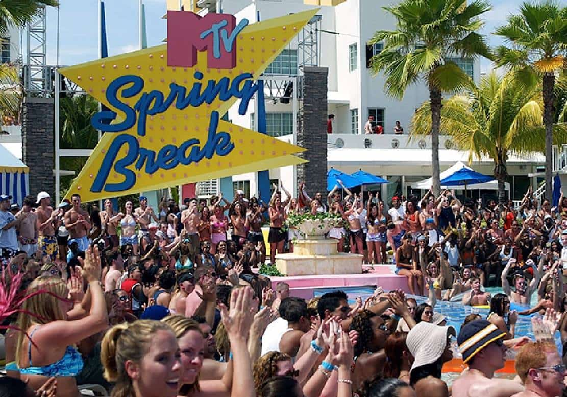 סוף הספרינג ברייק? מיאמי ביץ' מאשרת איסור חלקי על אלכוהול בשעה 02:00: מועדוני לילה גדולים בסיכון מידי