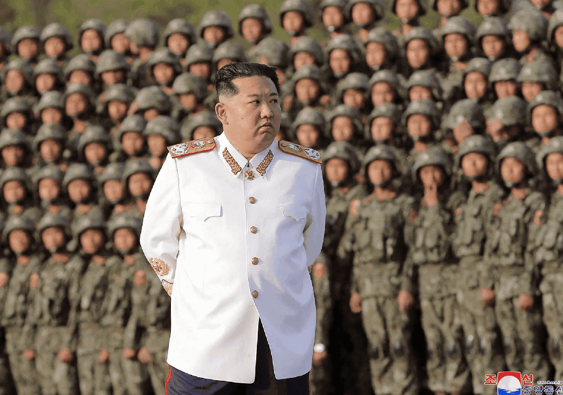 סקיני ג'ינס וצבע לשיער: קוריאה הצפונית אוסרת מגמות אופנה מערביות 