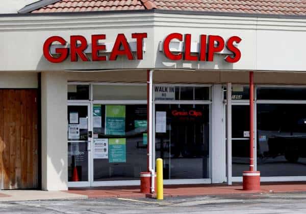 מעצבת שיער נוספת אובחנה כחולת קורונה, עשרות לקוחות נחשפו לנגיף