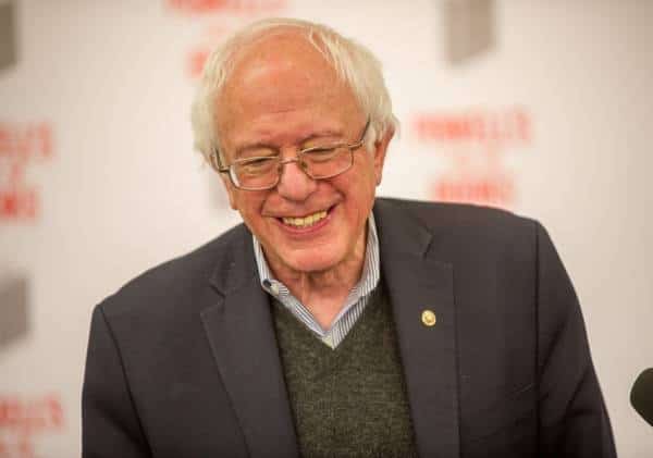 ברני סאנדרס מתמודד שוב: עדיין הכי רדיקלי, אבל האם זה יספיק?