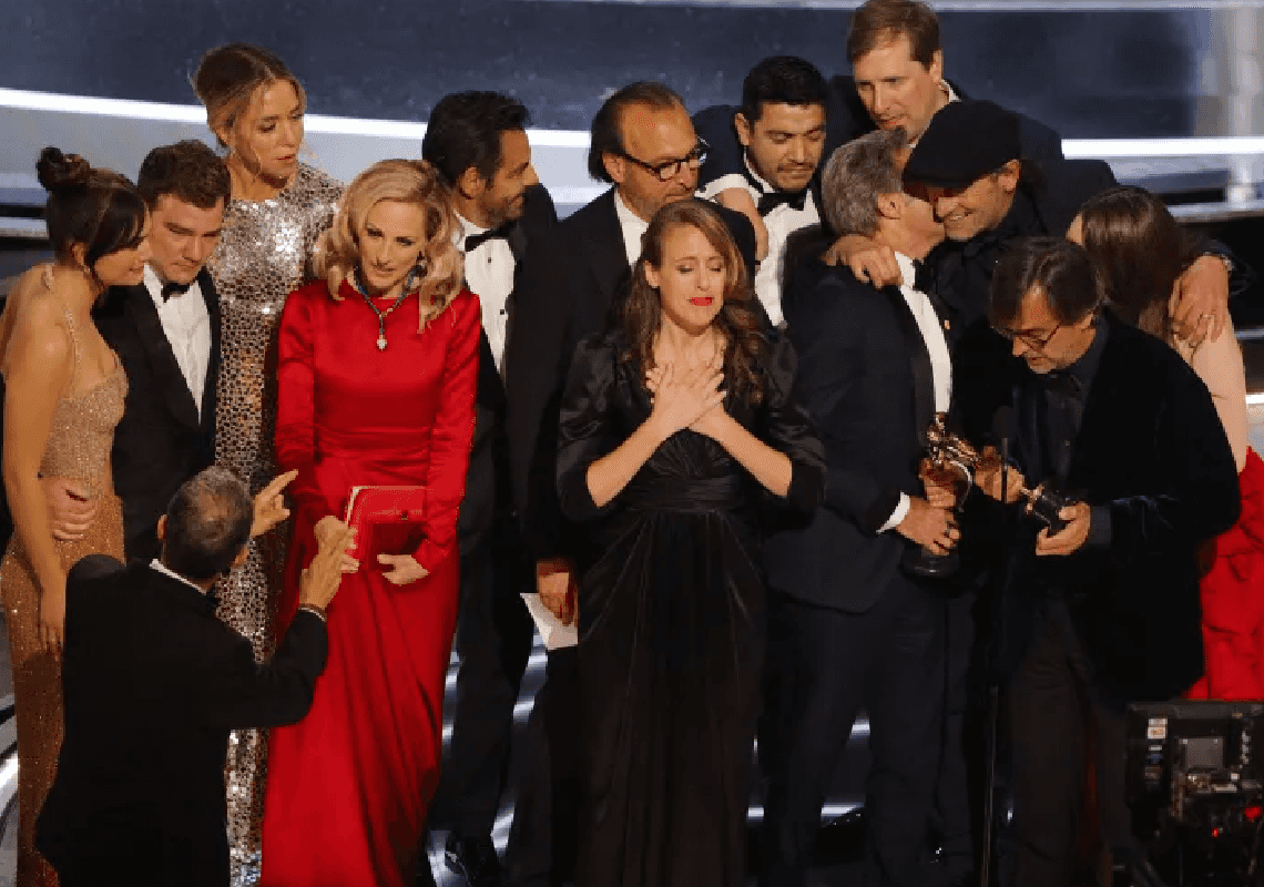 אוסקר 2022: הלילה הנוצץ של הוליווד עם שתי זכיות היסטוריות - ושערורייה אחת על הבמה