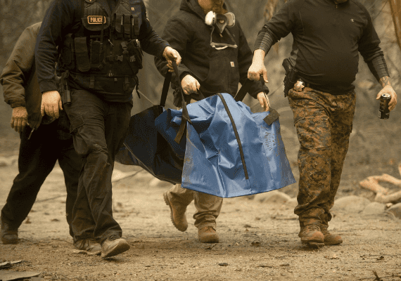 השריפה הקטלנית בהיסטוריה של קליפורניה ממשיכה להשתולל: מניין הנספים עלה ל-56