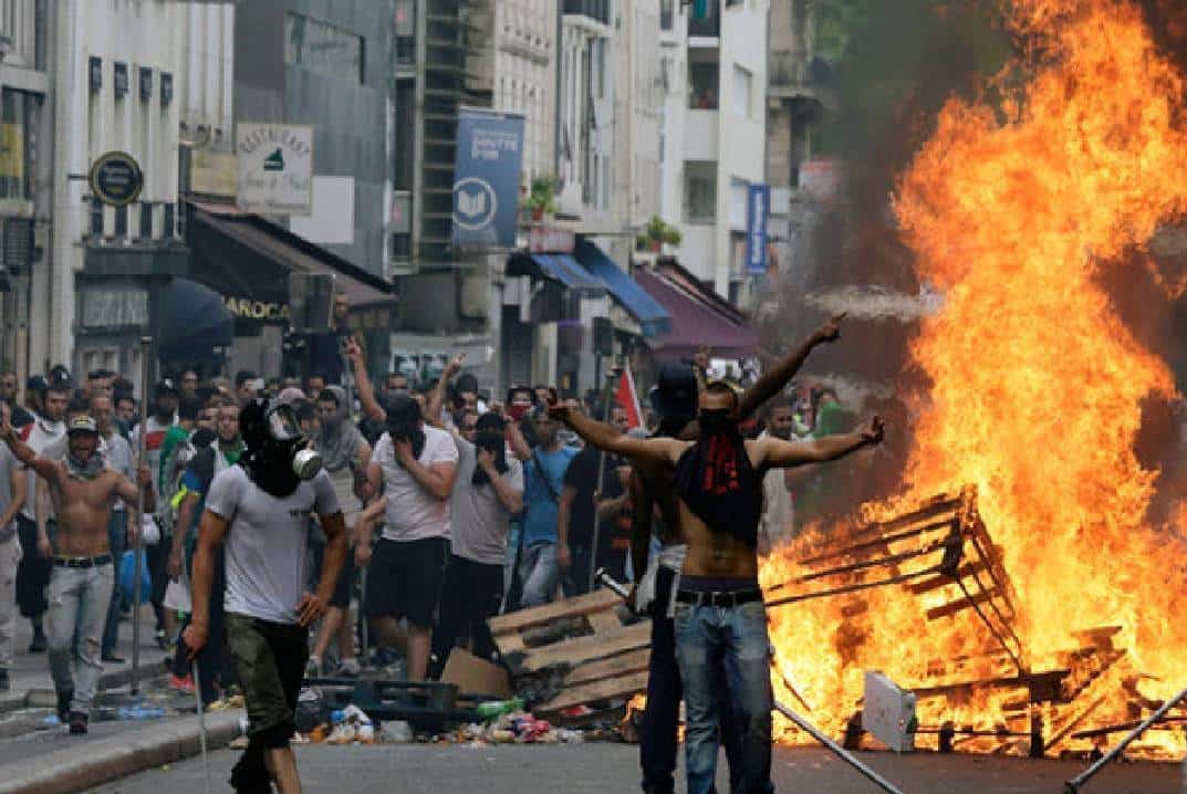 ראש המודיעין הצרפתי לשעבר: "אנו על סף מלחמת אזרחים, חברות רב-תרבותיות נועדו להיכחד"