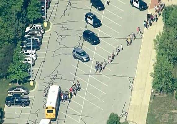 3 פצועים באירוע ירי בביה"ס באינדיאנה