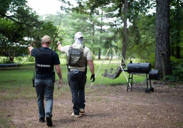 המלחמה נגד סחר בילדים עולה שלב: עשרות נעדרים חולצו במבצע חסר תקדים