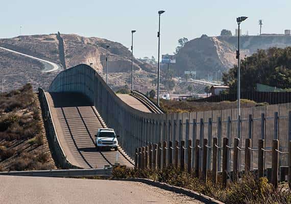 טקסס: שלב נוסף לקראת הקמת חומה בגבול הדרומי