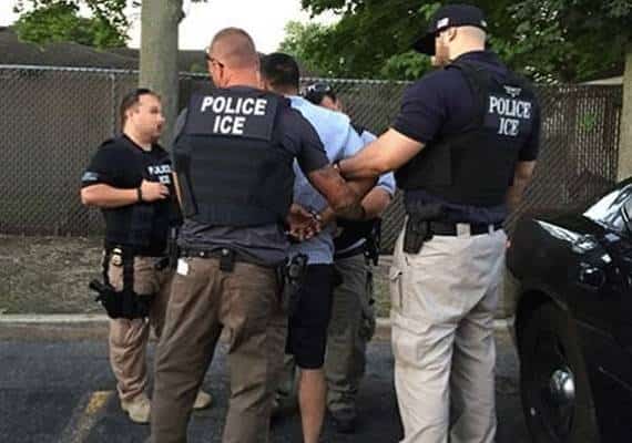 אפקט טראמפ ממשיך גם בניו יורק: עשרות נעצרו בפשיטות של כוחות ההגירה 