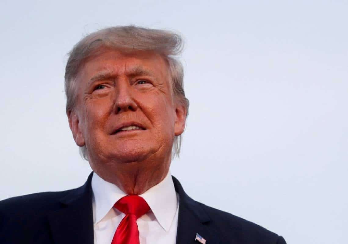 קהל עצום התאסף לכבוד טראמפ באריזונה על רקע שמועות כי הילרי תרוץ מולו ב-2024