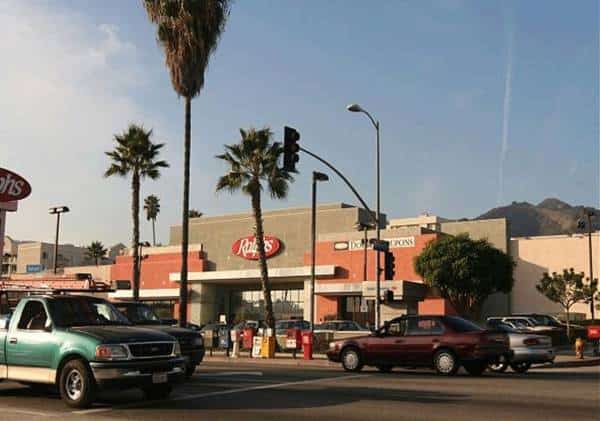 התפרצות קורונה בסניף ראלפס בלב הוליווד: עשרות עובדים בשדרות סנסט נדבקו בנגיף