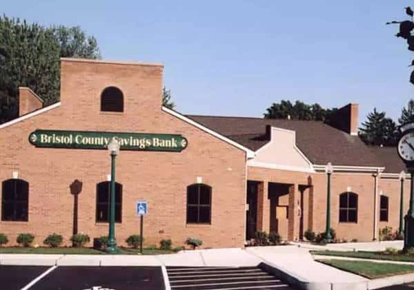 לא בדיוק רומנטי: הכירה גבר ברשת והפכה לנהגת שודים בדייט הראשון