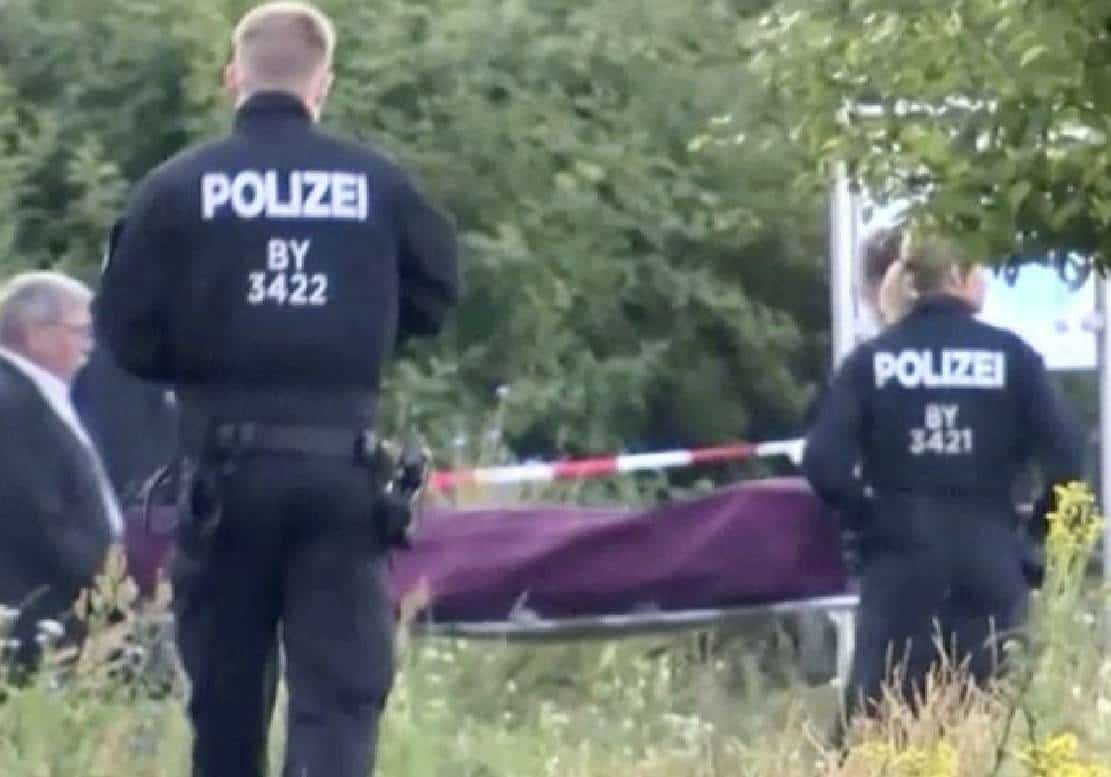 ‏גרמניה: מהגר אפגני חמוש בסכין שצעק 'אללה אכבר' נורה למוות במהלך השתוללות‏