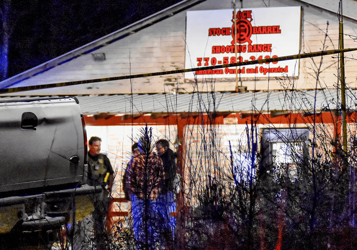 ג'ורג'יה: חמוש נכנס למטווח, רצח 3 בני משפחה וגנב עשרות כלי נשק