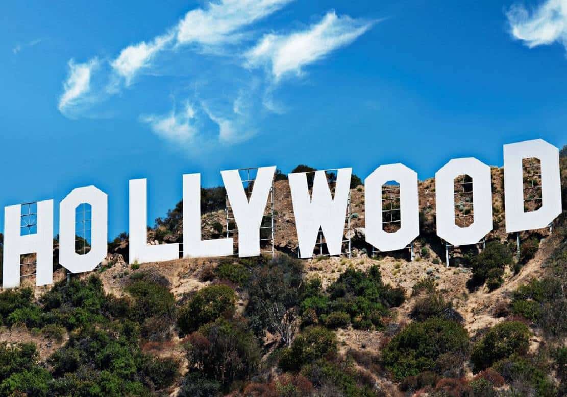 בדרך לשביתה כללית בהוליווד? "גילדת הכותבים הודיעה על הפסקת פעילות" - מאות תכניות וסרטים יפגעו מידית