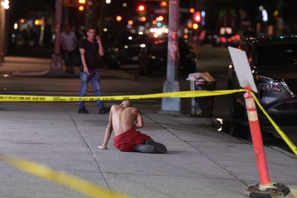 "הוא פגע ברגשותיי": גבר מוסלמי דקר למוות הומוסקסואל שרקד בתחנת דלק בניו יורק  