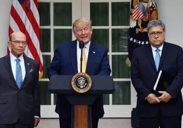 מתקפל: הנשיא טראמפ ויתר על שאלת האזרחות במפקד האוכלוסין