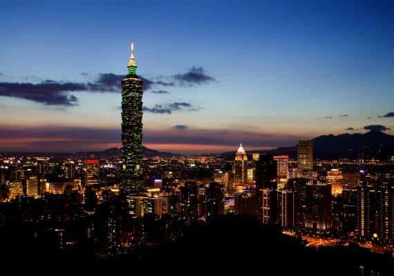 "הנשיא פועל נגד הפוליטיקלי קורקט בארה"ב - ונגד זו של סין": הבית הלבן נגד בייג'ינג