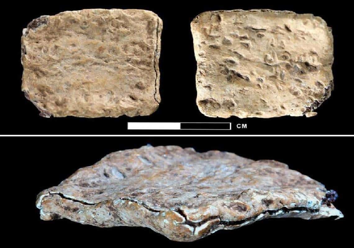 "אחת התגליות הגדולות בהיסטוריה היהודית": קמע עם שם ה' המאשש את פסוקי השבועה והקללה של ספר דברים נמצא בהר עיבל