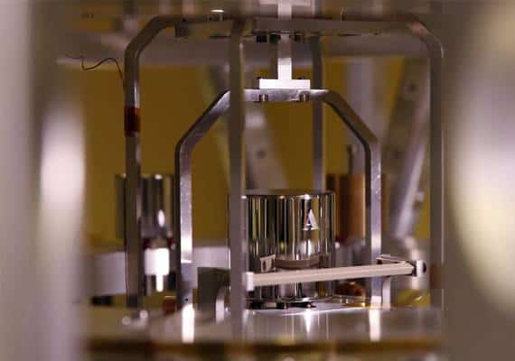 שינוי הגדרה היסטורי לאחר 130 שנה: קילוגרם לא ימדד יותר באופן שהכרתם