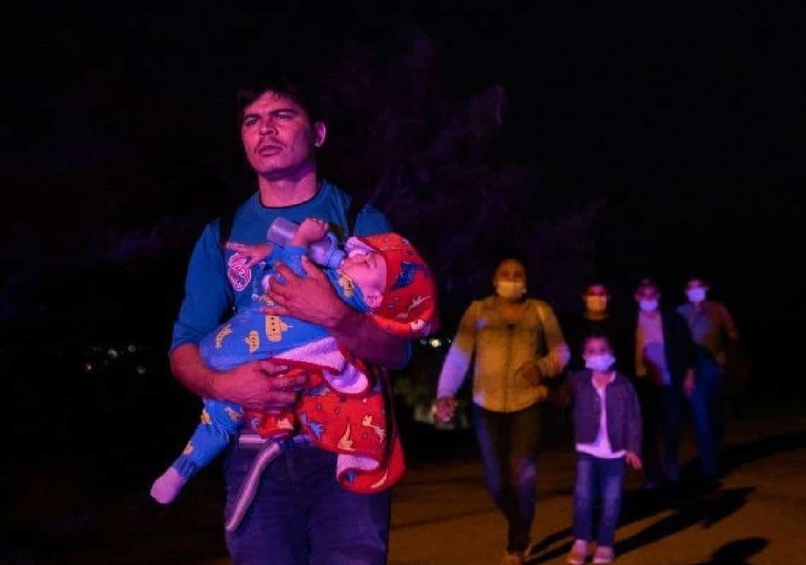 ממשל ביידן יחלק 80 מיליארד דולר למהגרים בלתי חוקיים באמצעות הטבות מיוחדות להוריי ילדים