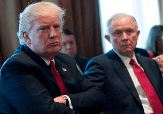 טראמפ לסשנס: תבע לדין את חברות התרופות בשל מגיפת האופיואידים