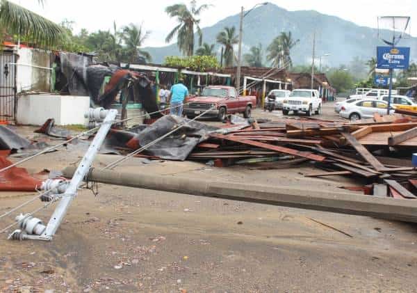 הוריקן לורנה היכה קשות באתר הנופש הפופולארי במקסיקו: ישראלי מניו יורק נהרג כשניסה להציל את ילדיו‎