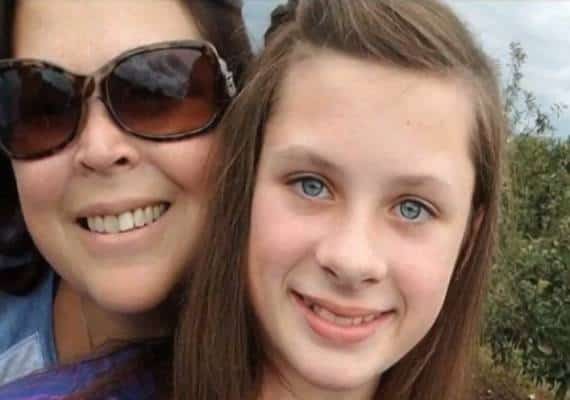 אילינוי: אם מואשמת בגרימת מות בתה עקב אי מתן טיפול רפואי