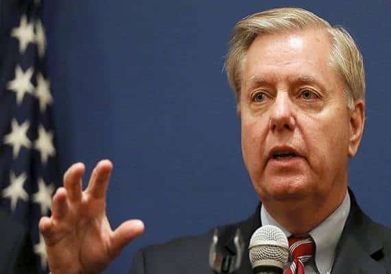 לינדזי גרהאם: אחד בפה ואחד בלב