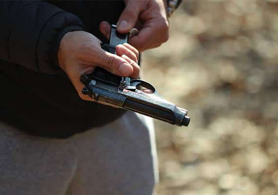 מיסיסיפי: בן 6 נורה לאחר משחק בנשק עם אחיו