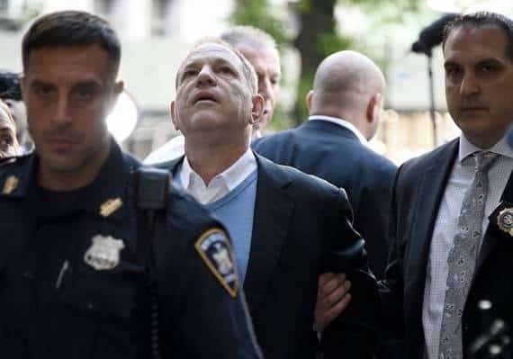 מתחיל לשלם: הארווי ויינסטין יפצה את הנשים שתקף בעשרות מיליונים