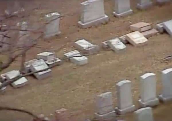 עונש קל מדי? השחית 100 מצבות יהודיות, קיבל 3 שנים על תנאי