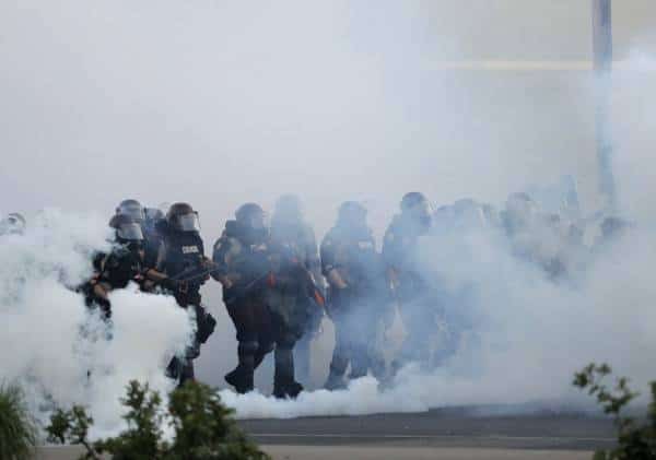 סופ"ש קטלני בארה"ב: לפחות 7 הרוגים במהומות מחוף לחוף