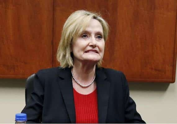 מיסיסיפי: הסנאטורית ש"תשמח לצפות בתלייה פומבית" נבחרה מחדש