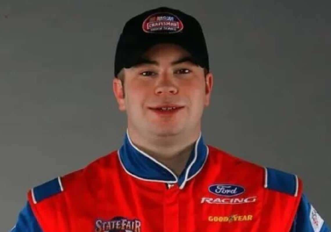 קליפורניה: כוכב המירוצים האמריקאי נרצח בתחנת דלק