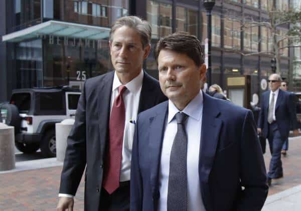 "שילם 250 אלף דולר כדי שבנו יתקבל ללימודים": הורה שני בפרשת הונאת הקולג'ים נשלח למאסר