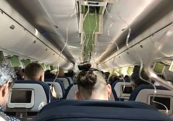 "כתבתי למשפחה שאני אוהב אותם": טיסת דלתא לפורט לודרדייל צנחה 30 אלף רגל בתוך דקות ספורות