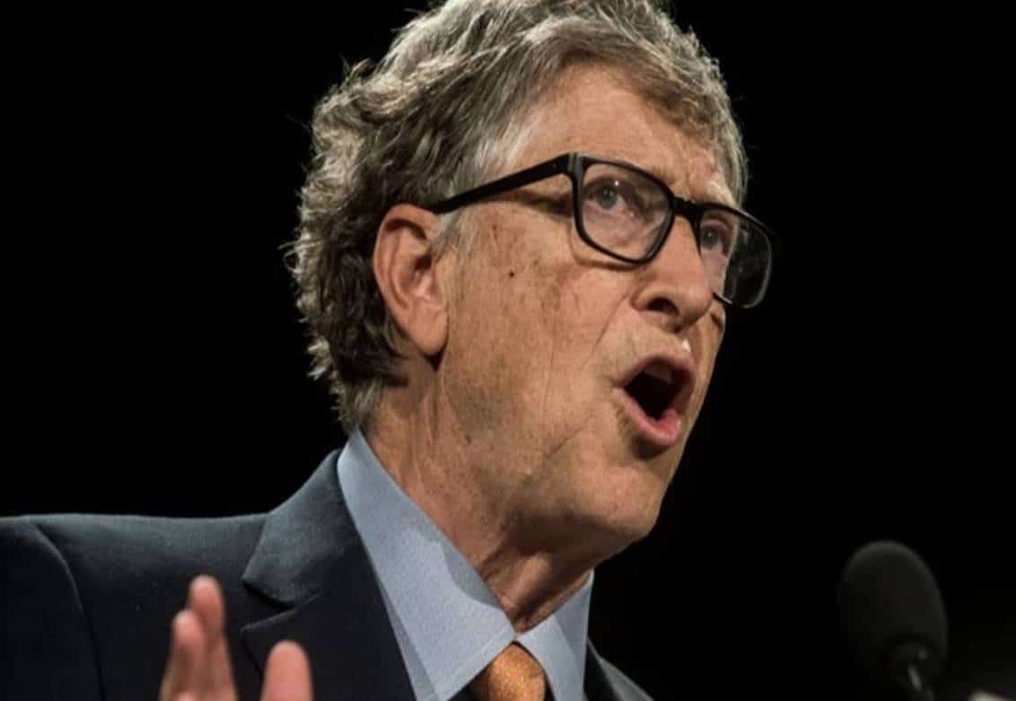 במשפחת קנדי תוהים האם ביל גייטס זומם לרכז בידו עוצמה חקלאית-פוליטית במטרה ליצור זן חדש של ניאו-פיאודליזם?