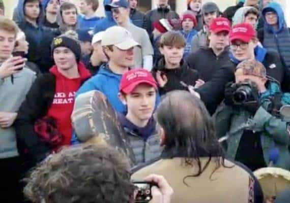 הצעיר "שהסעיר" את המדינה תובע 250 מיליון דולר מהוושינגטון פוסט: "מקארת'יזם מודרני"