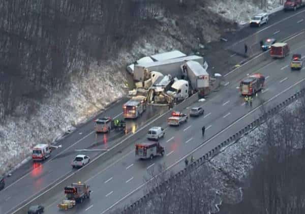 5 הרוגים ועשרות פצועים בתאונת שרשרת מחרידה