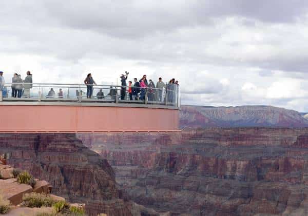 "אל תסכנו חייכם עבור תמונה": גל מקרי מוות בפארקים הלאומיים בארה"ב 