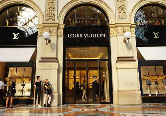 עקיצה בסן פרנסיסקו: כך נגנבה סחורה בשווי מאות אלפי דולרים מ"לואי ויטון"