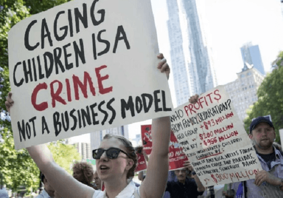 מאות אלפים הפגינו במאות ערים נגד הפרדת משפחות ומדיניות אפס הסובלנות