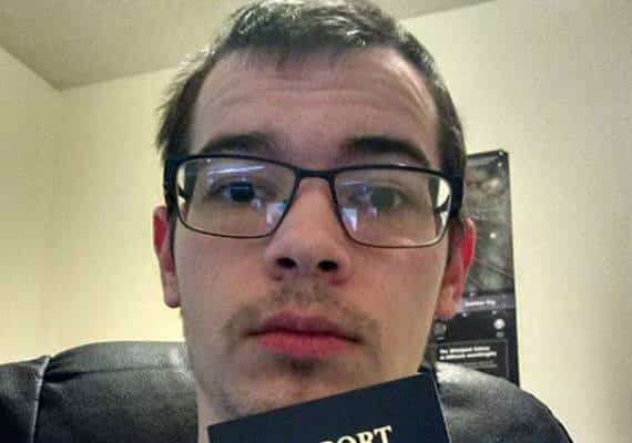 "החלה לצרוח את הצרחות הנוראיות ביותר ששמעתי": צעיר פרסם בפייסבוק כיצד רצח את אמו ואת חברו