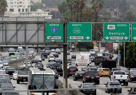 לוס אנג'לס מובילה את דירוג עומסי התנועה העולמי. גם ניו יורק בצמרת