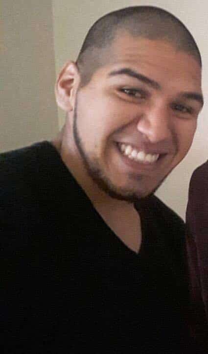 קליפורניה: מאמן מתנדב בתיכון חשוד שנמלט עם נערה בת 16 שהוכרזה נעדרת