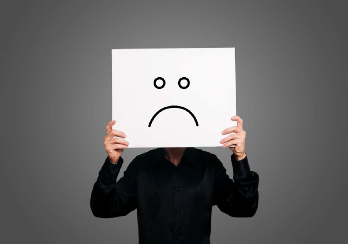 משבר אמצע החיים זה מדעי: זהו הגיל המדויק שבו תרגישו הכי פחות מאושרים