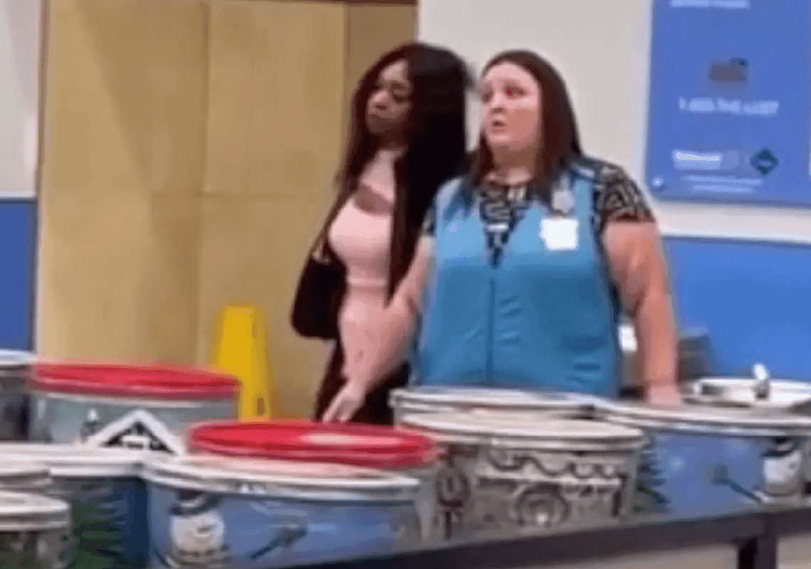 תיעוד מהדרמה בוולמארט: המשטרה ירתה למוות באישה שהחזיקה עובדת כבת ערובה