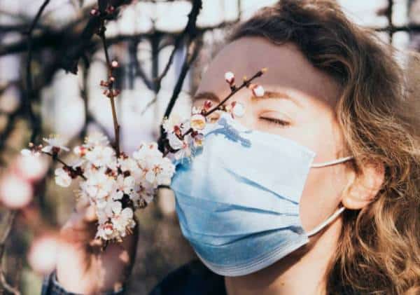 יש תשובה: חוקרים בהרווארד גילו מדוע נגיף הקורונה גורם לאובדן חוש הריח