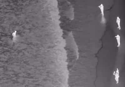 מרדף ביזארי בהנטינגטון ביץ': גנב רכב קפץ לאוקיינוס בניסיון להימלט מהמשטרה